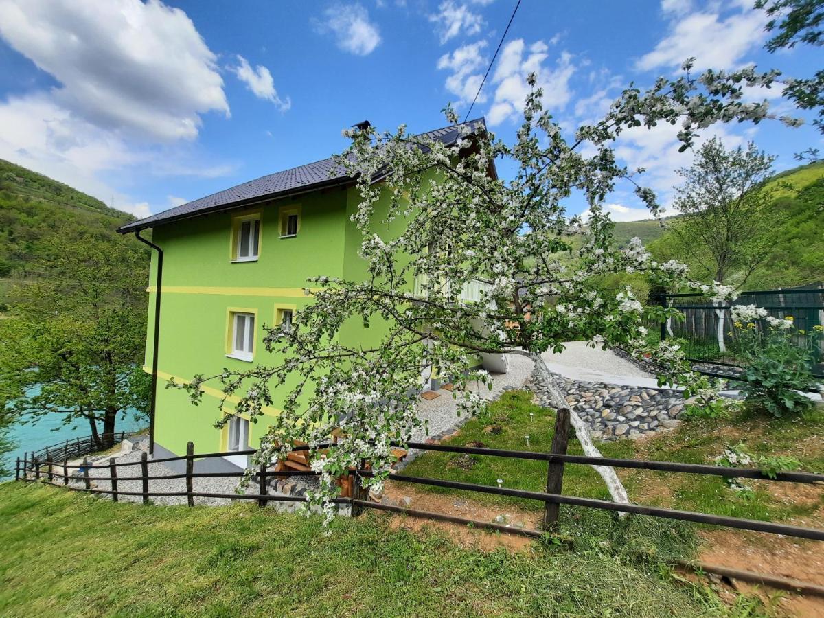 Apartmani Vila Na Drini Foca Exterior foto