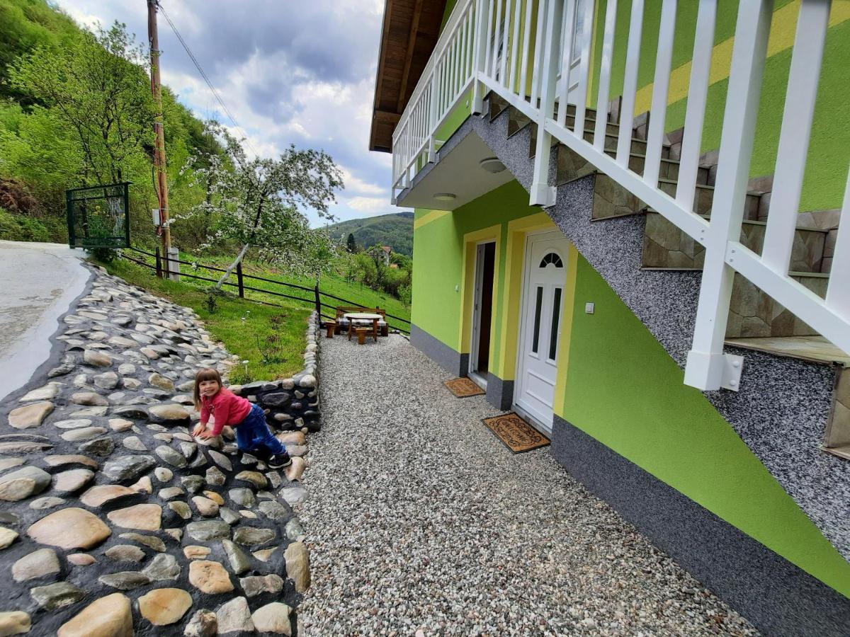 Apartmani Vila Na Drini Foca Exterior foto