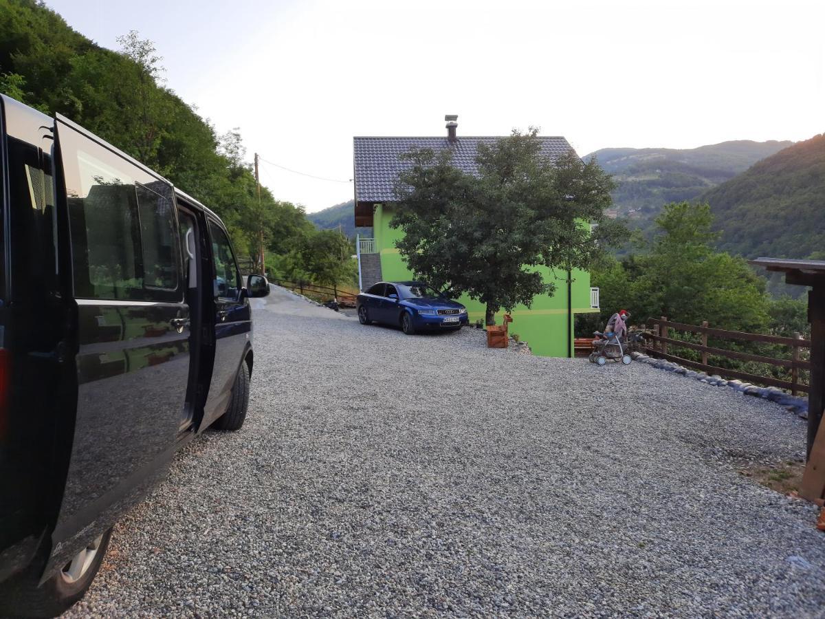 Apartmani Vila Na Drini Foca Exterior foto