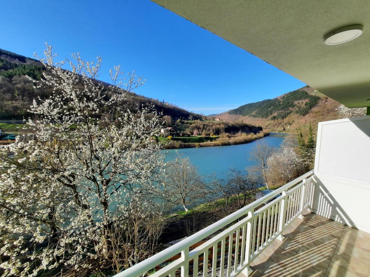 Apartmani Vila Na Drini Foca Exterior foto