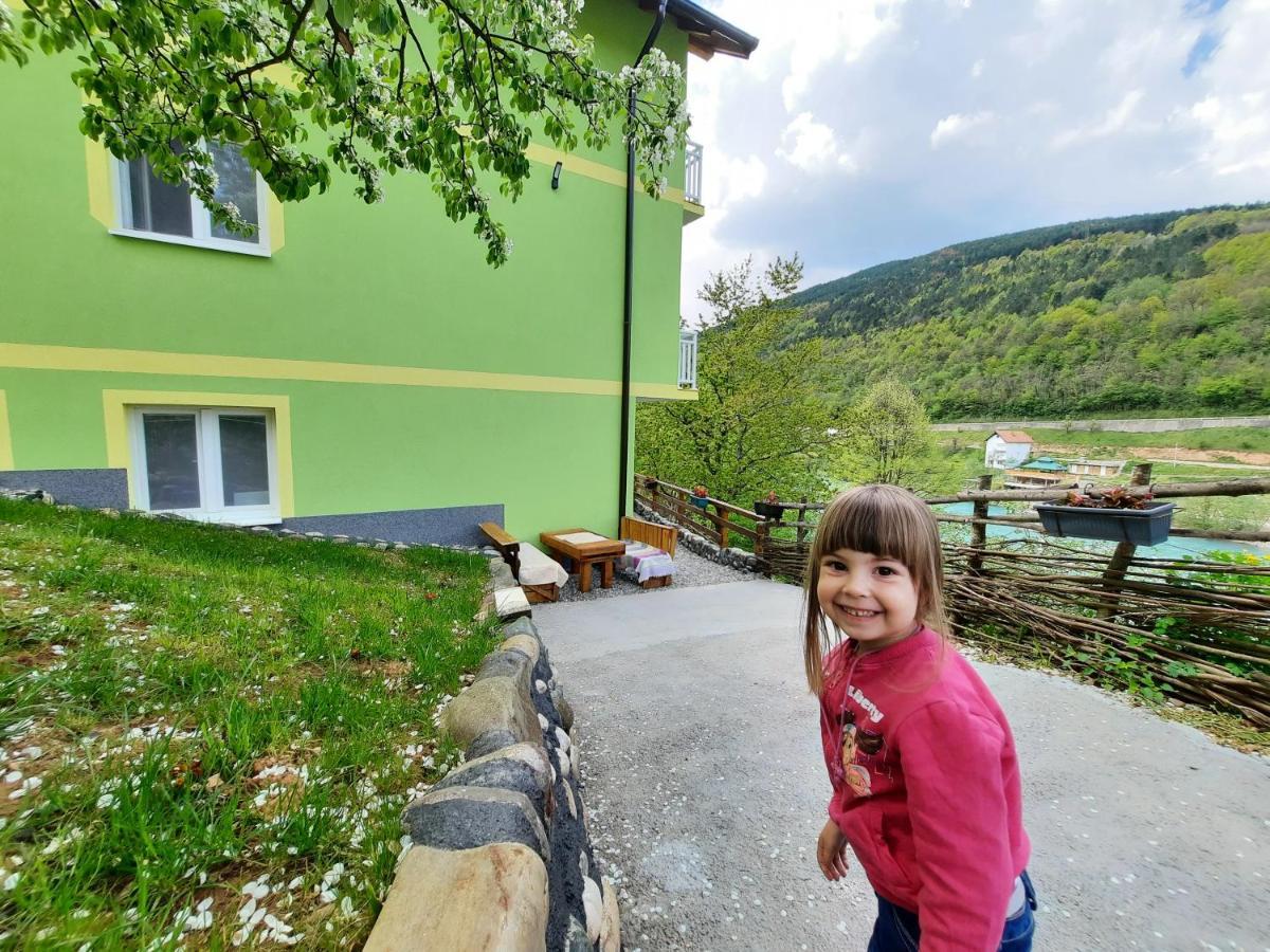 Apartmani Vila Na Drini Foca Exterior foto